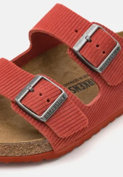Birkenstock Arizona Unisex - Chaussons - Sienna Red 11 Birkenstock Arizona Unisex - Chaussons - Sienna Red -Birkenstock 1434f46539844d7e9dc4511f840dec14 scaled