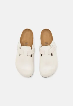 Birkenstock Boston - Chaussons - Antique White 13 Birkenstock Boston - Chaussons - Antique White -Birkenstock 2acf4f4a6b784d2a9302216b3b3e5be5 scaled