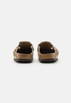 Birkenstock Boston Leoi Unisex - Chaussons - Tabacco Brown 11 Birkenstock Boston Leoi Unisex - Chaussons - Tabacco Brown -Birkenstock 3354d56d017d43fda68a0dfb31a646bd scaled