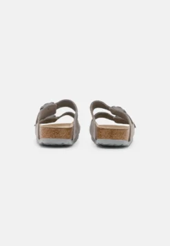 Birkenstock Arizona Sfb Vl Narrow - Chaussons - Stone Coin -Birkenstock 3f4e903a7e4f40d7bc19f2ce8a59608a scaled