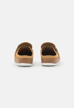 Birkenstock Buckley Narrow Fit - Chaussons - Latte Cream 9 Birkenstock Buckley Narrow Fit - Chaussons - Latte Cream -Birkenstock 3f76cf5348074fa69fde2fdbd9b6752e scaled