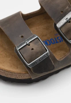 Birkenstock Arizona Unisex - Chaussons - Faded Khaki -Birkenstock 612ef6f5195d4df89ad08cc3cfc40aee scaled