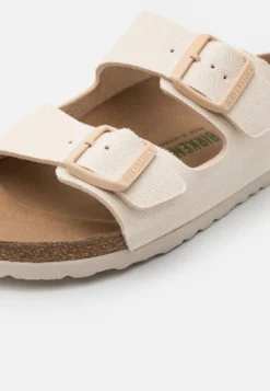 Birkenstock Arizona Tex Unisex - Chaussons - Eggshell -Birkenstock 887e50140ba94a47be39aa1ab5aecf69 scaled