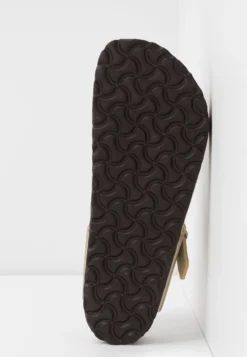 Birkenstock Gizeh Bf Regular - Chaussons - Gold -Birkenstock a543ccabe6d14e308d1f87a6498c7bb8 scaled